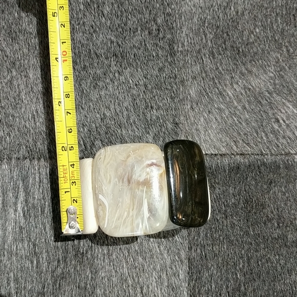 POLISHED TAGUA Stretch Bracelet Ivory Tan Black - Picture 6 of 7